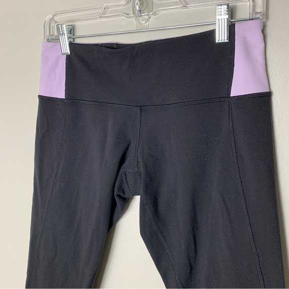 Lululemon | Lavender and Black Capris | Size 8 - Picture 5 of 8